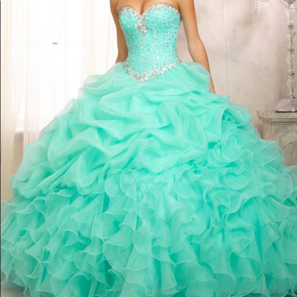 Quinceañera green mint dress